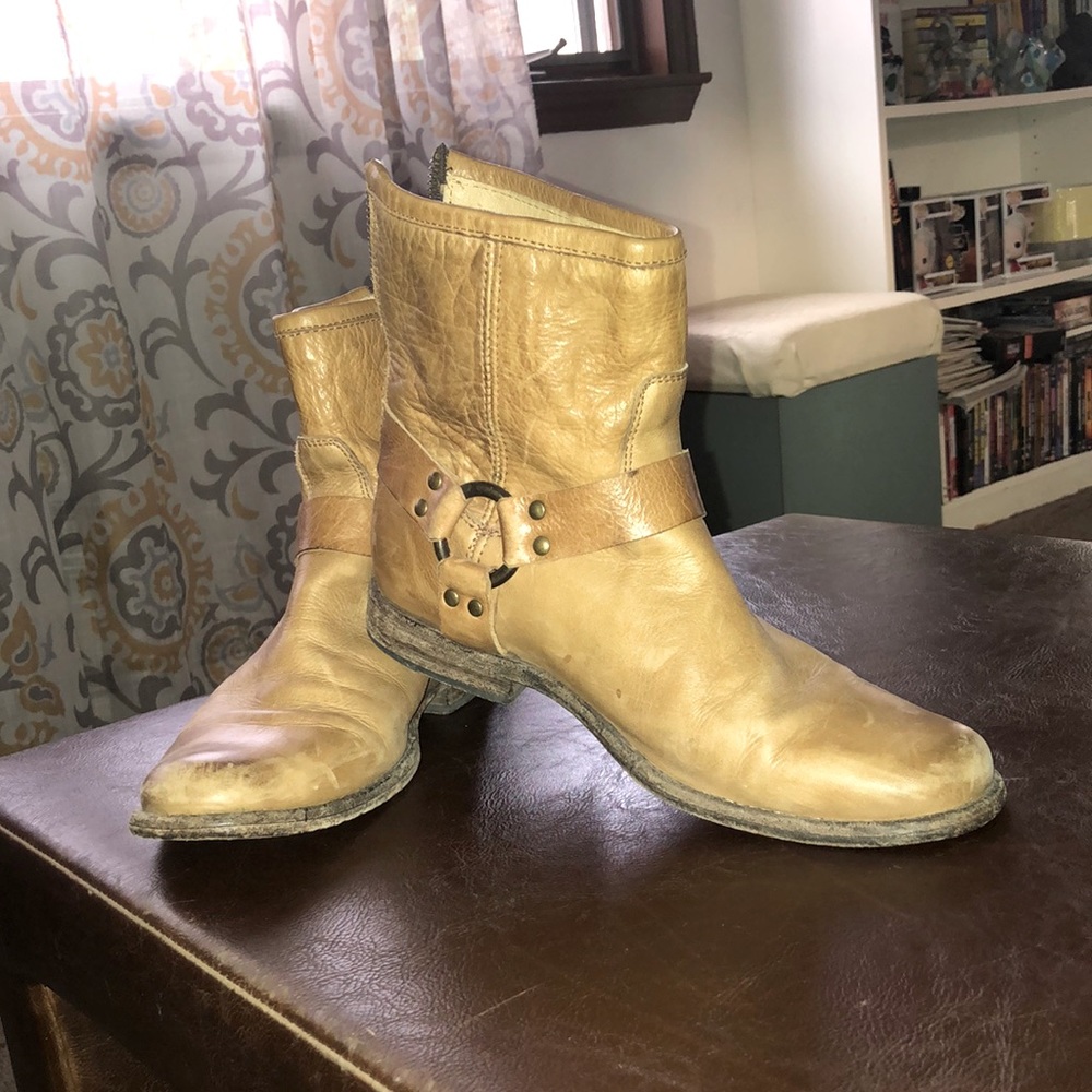 Frye woman Boots, size 9 1/2